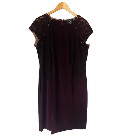Adrianna Papell Dresses & Skirts - Adrianna Papell Lace Detail Cap Sleeve Sheath Dress Size 14W Burgundy